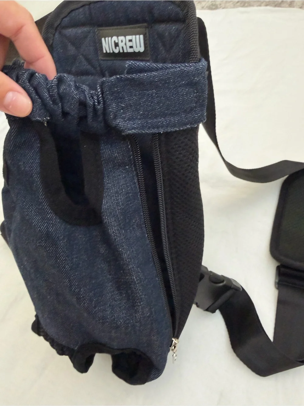NICREW Legs Out Front Dog Carrier Backpack